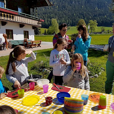 Bauernhofbesuch der 3. Klassen