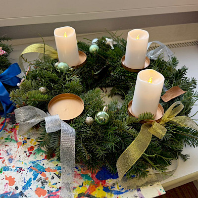 Adventkranzbinden